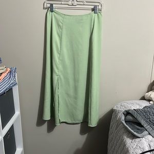 Green Maxi skirt w/ slit